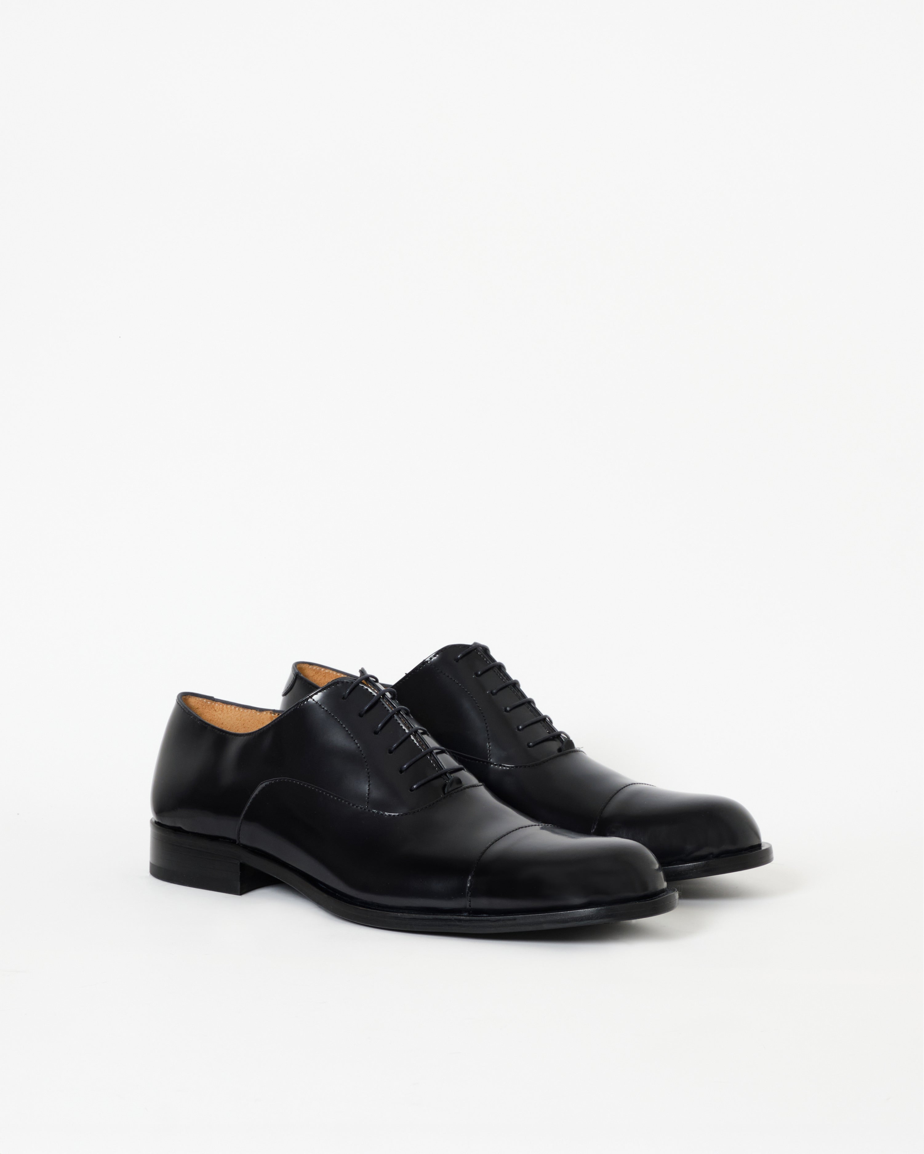 Oxford - Shiny Black