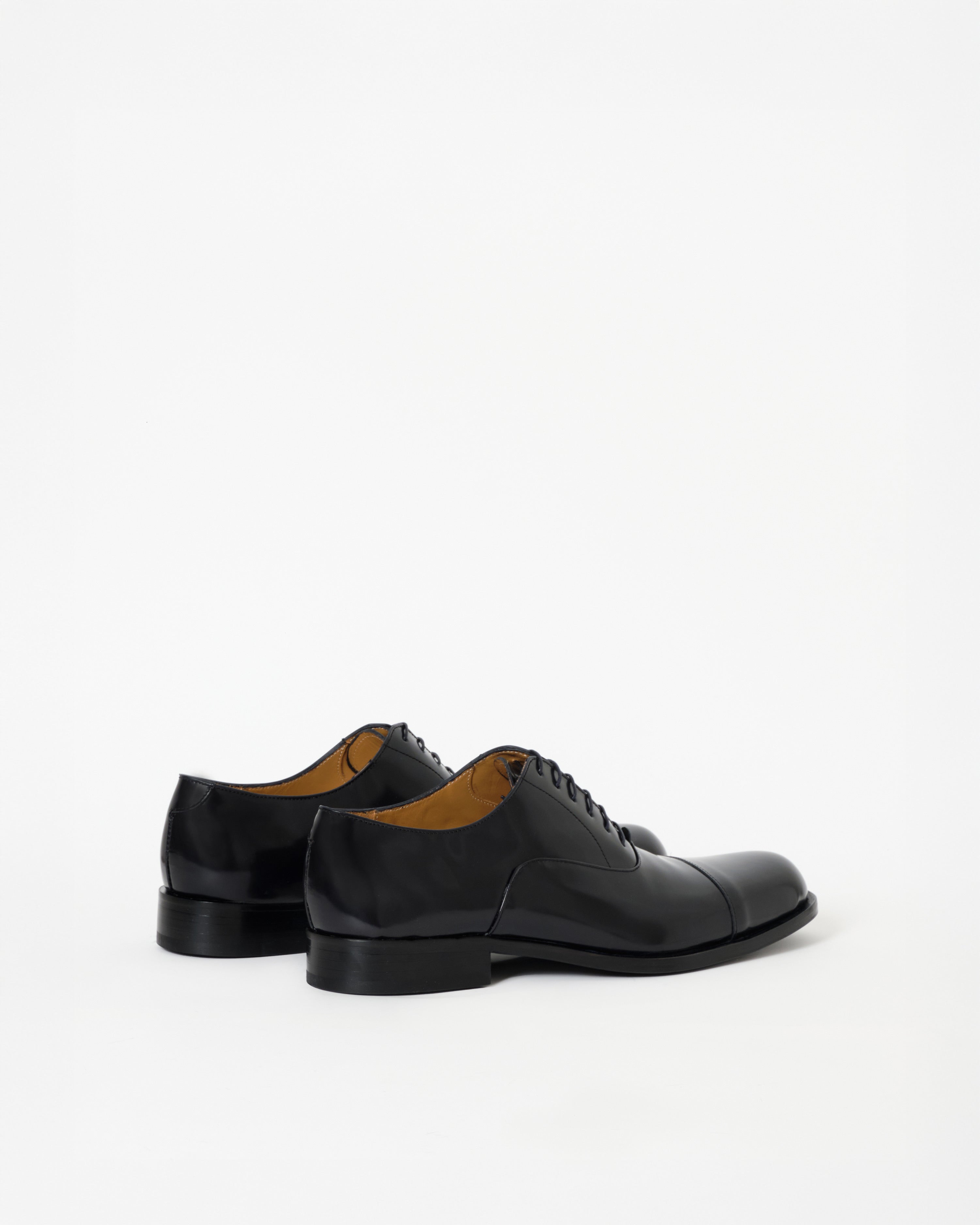 Oxford - Shiny Black